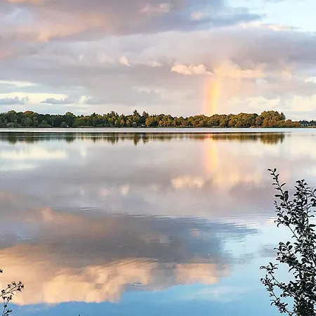 8 Person In Ansager-by Traum *